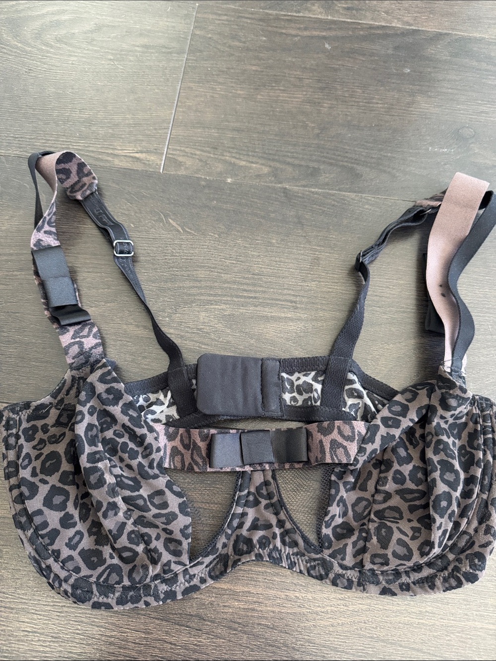 Chantelle Thomas Leopard Cheetah Grey Black Bra 34D and Thong - Picture 4 of 8